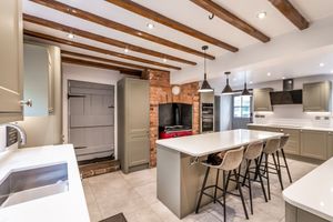 Photo 13- click for photo gallery